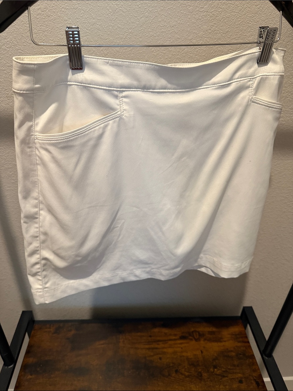 PGA Tour White Mini Skirt with Zip Pocket